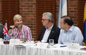 Tren de Cercanías, planta de Hidrógeno Verde y el Distrito de Innovación, en agenda del Gobierno del Valle y delegación británica