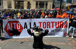 Felicitaciones a quienes por fin lograron que la muerte no sea un espectáculo, dice presidente Petro