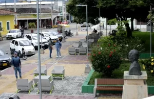 Secretaría de Vivienda del Valle y Asamblea verifican avances del parque de Ginebra