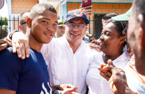 Mil colegios del país estarán dotados con energías limpias