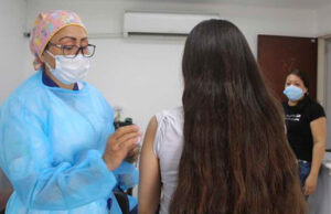 Secretaria de Salud de Cali, suspende vacunación por paro de docentes