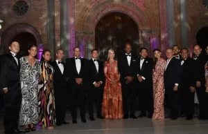 Gobernadora entregó reconocimiento