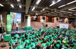 De cara a la COP16, los ‘Promotores Mi Cali Bella’ participaron en el ‘Taller de desarrollo y fortalecimiento de habilidades comunicativas’.