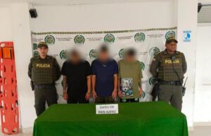 La Policía Nacional, captura en flagrancia a tres personas en el estadio en Palmaseca