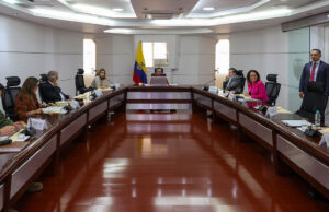 Gobierno ha cedido a exigencias de los transportadores, sigue abierto al diálogo, pero no acepta imposiciones