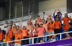 En el Mundial Femenino Sub-20, los Visitantes siguen encantados con la alegría de los caleños