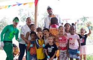 Tarde de cometas y actividades lúdicas, para los niños en el jarillón del río Cauca