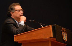 Petro alerta sobre ‘golpes blandos’ en América Latina