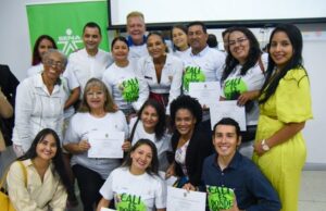 Secretaría de Turismo de Cali y el SENA certificaron en inglés