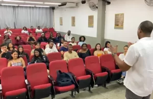 En Univalle la Gobernación realizó curso de coaching para jóvenes