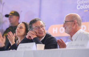 Gobierno asumiría déficit de US$180 millones de la Federación de Cafeteros bajo nuevas condiciones