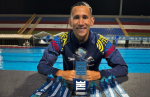 Gustavo Sánchez, nadador artístico vallecaucano, recibe el Altius de Bronce en deportes no olímpicos
