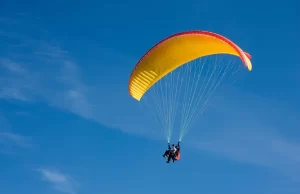 El Mundial de Parapente llena de color el cielo de Roldanillo, ‘Pueblo Mágico’ del Valle