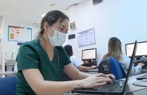 Gobernadora del Valle advierte sobre impacto negativo del bajo aumento de la UPC en la salud de los vallecaucanos