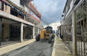 Cali invierte en suministros para reconstruir su red vial y mantener maquinaria