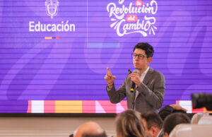 El presidente Petro aboga por una educación superior pública robusta y cuestiona la eficacia de los subsidios a instituciones privadas