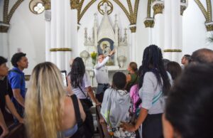 Cali ofrece recorridos turísticos guiados y gratuitos durante la Semana Santa por iglesias y sitios emblemáticos