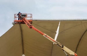 Viene Lona Nueva Para el Patinódromo: Inician Trabajos Tras los Daños Dejados Por la Lluvia Fuerte