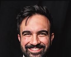 Zohran Mamdani se convierte en el nuevo alcalde de Nueva York, marcando un hito histórico