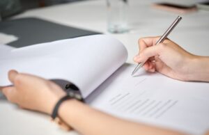 Procuraduría formula cargos al alcalde de Yotoco por presuntas irregularidades en contratación durante calamidad pública