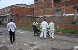 Atentado dejó dos policías muertos en Cali durante patrullaje de rutina