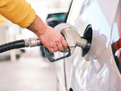 De La Espriella frena aumento de la gasolina y ordena mantener el precio durante octubre