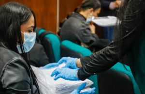 Registraduría avanza en la revisión de más de 28 millones de firmas para las presidenciales de 2026