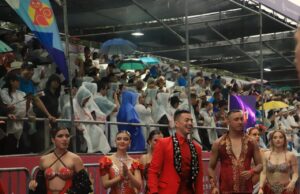Ni la lluvia apagó la pasión: el Salsódromo se vivió con alegría y emoción