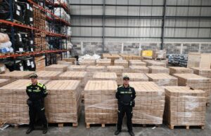 Aprehenden más de 101 mil artículos ilegales en control aduanero en La Uribe, Valle
