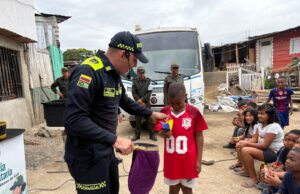 Polimagia: la Policía transforma entornos y fortalece valores en Cali