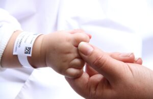 Defensoría del Pueblo exige prioridad en medicamentos para niños y niñas con cáncer