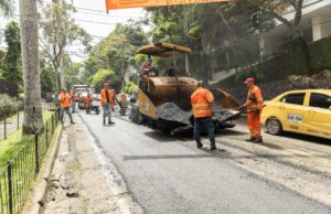 Avanza recuperación vial en Santa Teresita y La Arboleda con intervención de 1.900 metros