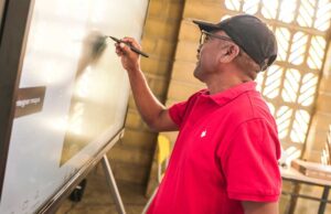 Gobierno garantizará estabilidad laboral para más de 9.000 docentes del país