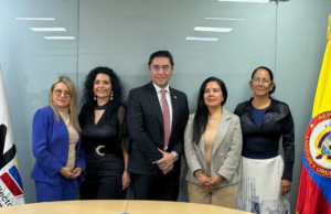 CNE lidera acuerdo histórico contra la violencia política hacia las mujeres