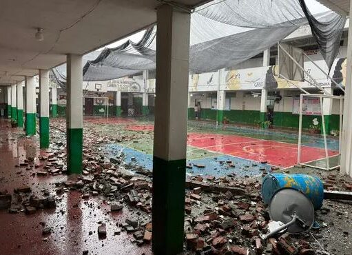 Autoridades del Valle inspeccionan institución educativa tras caída de muro en El Cerrito