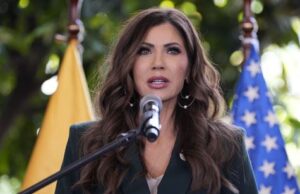 Trump destituye a Kristi Noem de Seguridad Nacional y la nombra enviada para el “Escudo de las Américas”