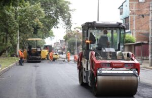 Nueva maquinaria acelera la recuperación de la avenida Ciudad de Cali