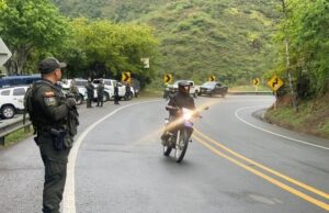 Refuerzan seguridad en el Valle con más de 150 uniformados tras ataques en la vía Cali-Dagua