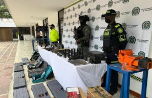 Incautan fusil M-16 y más de 150 piezas de armamento en operativo contra el crimen en Cali