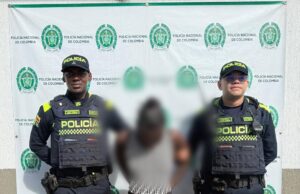 Capturan a mujer señalada de robar celular en estación del MIO en Cali
