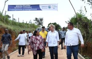 Nuevas cintas huellas mejoran movilidad rural y benefician a campesinos en La Cumbre
