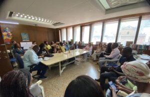 Gobernación del Valle impulsa estrategias para fortalecer la comercialización del viche