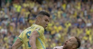 Brasil remonta sobre la hora y asegura su lugar en los octavos del Mundial