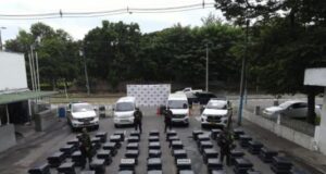 Policía incauta casi dos toneladas de marihuana en carretera del Valle del Cauca