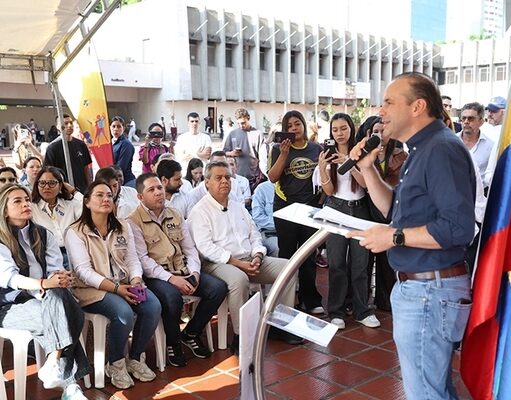 Alcalde Alejandro Eder instaló jornada electoral en Cali