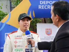 El piloto caleño Óscar Tunjo se consolida como líder del automovilismo en Norteamérica