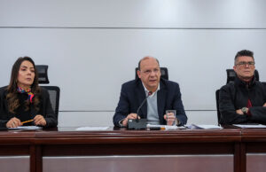 Gobierno Petro suspende el proceso de empalme y exige garantías para retomar las reuniones