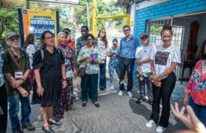 Delegación internacional destacó el Sistema ‘CuidArte’, tras visita a la comuna 15