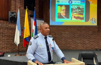 Agentes de Movilidad de Cali con más de 30 años de servicio tienen en riesgo sus empleos y piden apoyo del Concejo