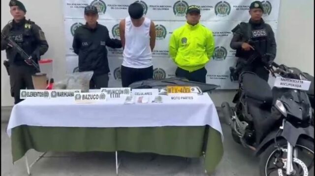 la_policia_nacional_CTI_al_lado